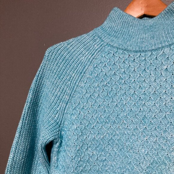 Talbots Women Sweater Pullover Size M Blue Turtleneck Quilted Knit Classic - Picture 5 of 8